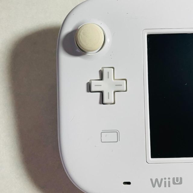 Wii U(ウィーユー)の動作確認済み 任天堂 Wii U Game Pad Shiro 本体 W017 エンタメ/ホビーのゲームソフト/ゲーム機本体(その他)の商品写真