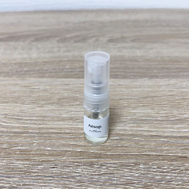 Aesop(イソップ)のイソップ 香水 お試し 1ml 人気 2本セット ヒュイル＆エレミア コスメ/美容の香水(ユニセックス)の商品写真