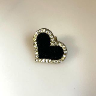 【ピアス】ハート　ラインストーン　ブラック(ピアス)