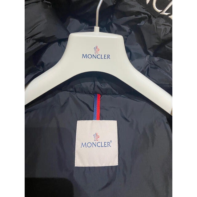 MONCLER(モンクレール)のMONCLER モンクレール　ダウンジャケット メンズのジャケット/アウター(ダウンジャケット)の商品写真