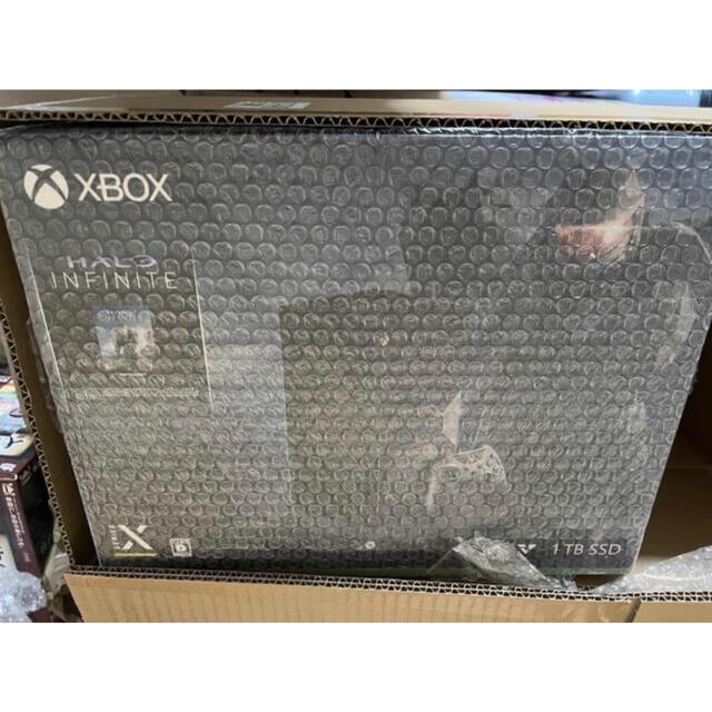 Xbox(エックスボックス)のXbox Series X Halo Infinite リミテッド エディション エンタメ/ホビーのゲームソフト/ゲーム機本体(家庭用ゲーム機本体)の商品写真