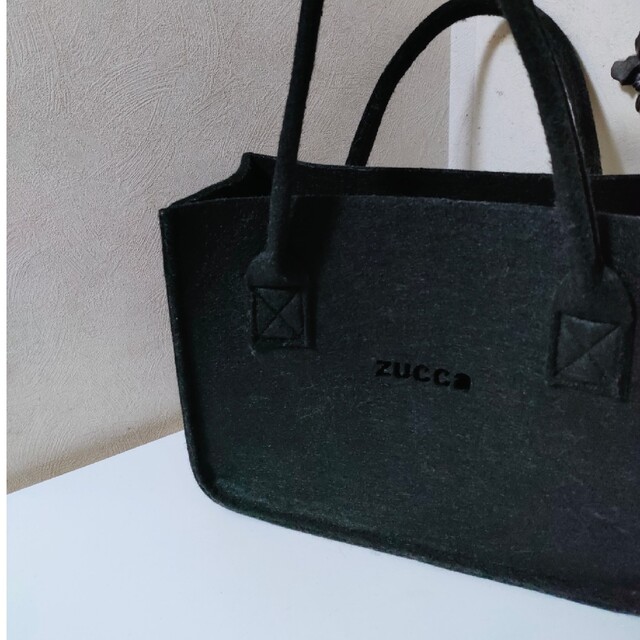 ZUCCa(ズッカ)のzucca　フェルトバック　美品 レディースのバッグ(ハンドバッグ)の商品写真