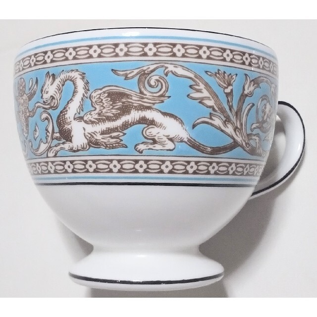 WEDGWOOD - 大人気ブランド食器廃盤品(ウェッジウッド黒壺フロレンティーンカップ&ソーサ)格安の通販 by sayo姫3's shop｜ウェッジウッドならラクマ