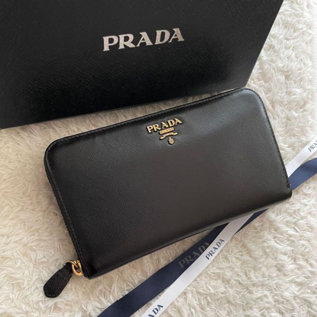 38%割引 新作HOT PRADA - 【美品】134 PRADA プラダ ラウンド 店舗在庫あり 即日発送‼︎最終値下げ‼︎PRADA プラダ チェーンウォレット ショルダーバッグ
