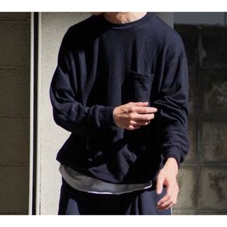 コモリ(COMOLI)の【未使用品】COMOLIコモリ22S/S ウール天竺長袖クルー NAVY(Tシャツ/カットソー(七分/長袖))