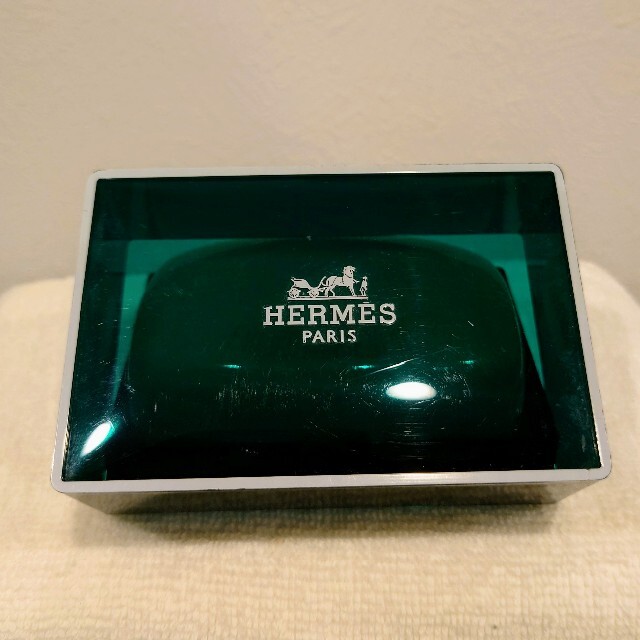 Hermes(エルメス)のエルメス　石鹸未使用　HERMES コスメ/美容のボディケア(ボディソープ/石鹸)の商品写真
