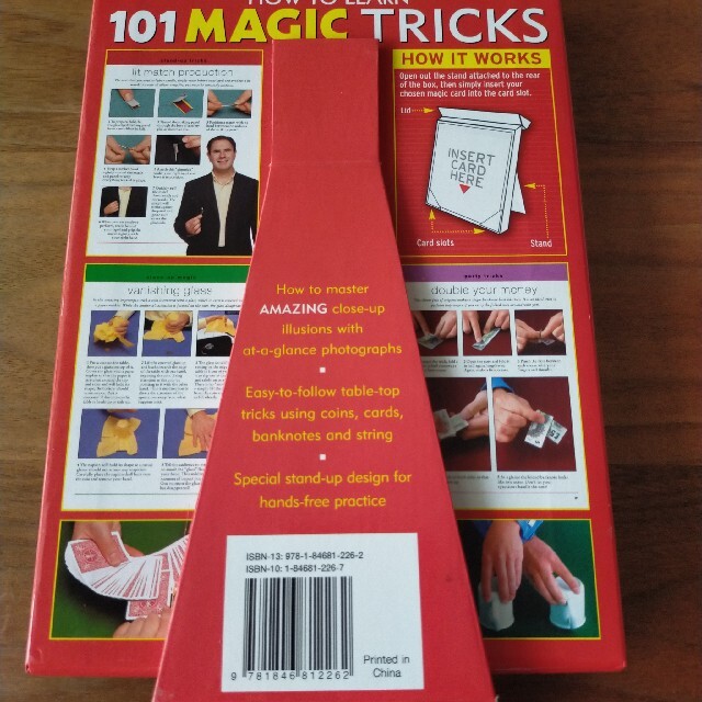 アメリカ 手品本 101 MAGIC TRICKS エンタメ/ホビーのDVD/ブルーレイ(趣味/実用)の商品写真