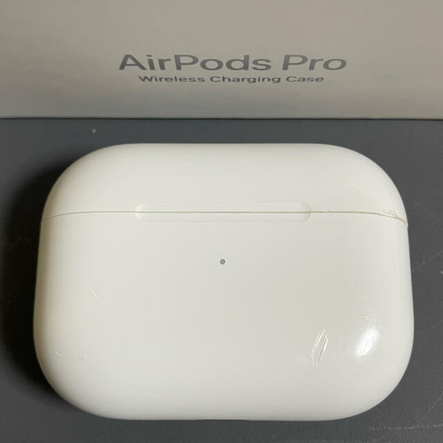 Apple AirPods  Pro エアーポッズ　充電ケースのみ商品状態