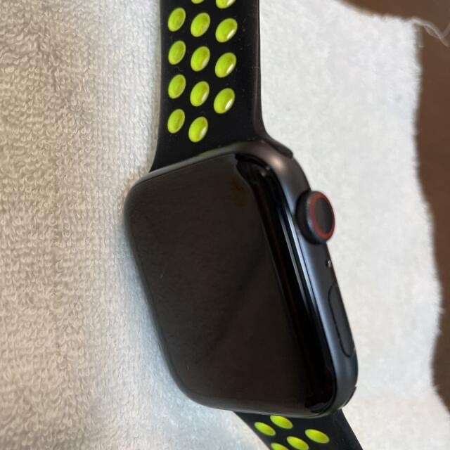 Apple Watch(アップルウォッチ)の【にっちょ様】Apple Watch6 GPS + Cellular スマホ/家電/カメラのスマートフォン/携帯電話(その他)の商品写真