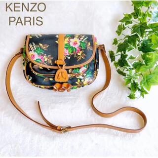 ケンゾー(KENZO)のKENZO PARIS ケンゾー　ショルダーバッグ 斜めがけ 花柄 ブラック(ショルダーバッグ)