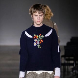 マルタンマルジェラ(Maison Martin Margiela)の希少stefan cooke SLASHED FLOWER JUMPER ニット(ニット/セーター)