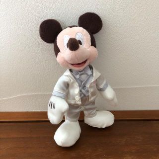 ディズニー(Disney)の※【ほぼ未使用】ディズニー ウエディング ミッキー ぬいぐるみバッジ(ぬいぐるみ)