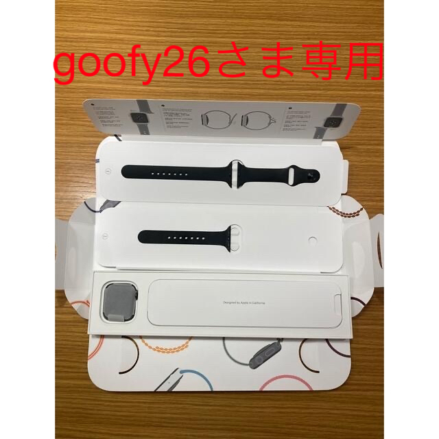 Apple Watch(アップルウォッチ)の値下げ‼︎‼︎‼︎美品APPLE Watch SE GPSモデル 40mm BK スマホ/家電/カメラのスマートフォン/携帯電話(その他)の商品写真