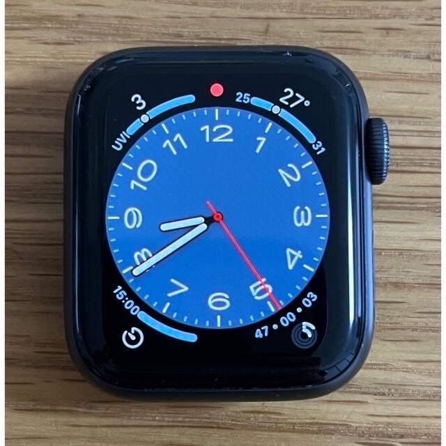 Apple Watch(アップルウォッチ)の値下げ‼︎‼︎‼︎美品APPLE Watch SE GPSモデル 40mm BK スマホ/家電/カメラのスマートフォン/携帯電話(その他)の商品写真