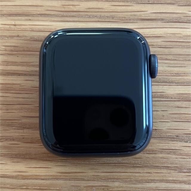 Apple Watch(アップルウォッチ)の値下げ‼︎‼︎‼︎美品APPLE Watch SE GPSモデル 40mm BK スマホ/家電/カメラのスマートフォン/携帯電話(その他)の商品写真