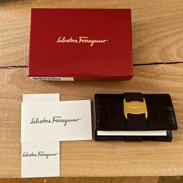 Salvatore Ferragamo(サルヴァトーレフェラガモ)のフェラガモキーケース6連 レディースのファッション小物(キーケース)の商品写真