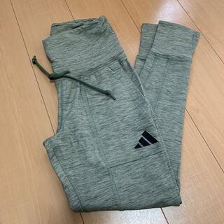 アディダス(adidas)の【専用】アディダス⭐︎スウェットパンツM(トレーニング用品)