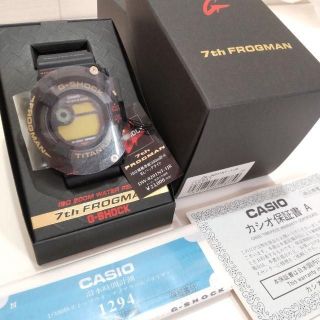 ジーショック(G-SHOCK)の未使用保管品　G-SHOCK　DW-8201NT-1JR　腕時計　GJ114(腕時計(デジタル))