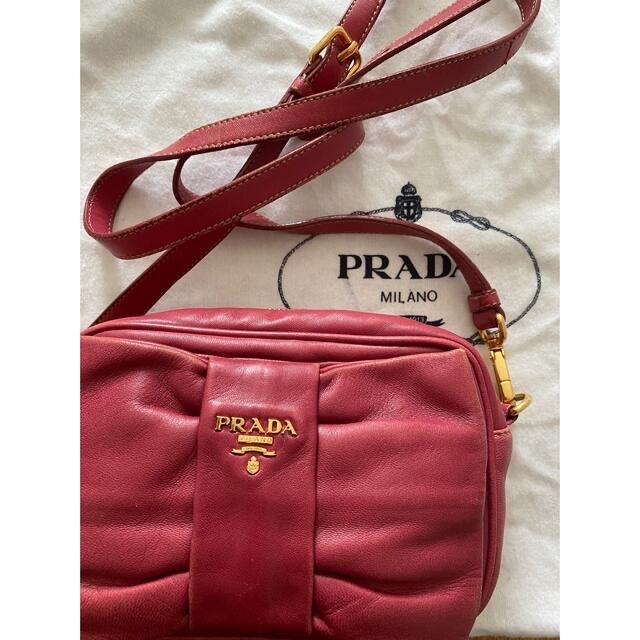 PRADA リボンショルダーバッグ