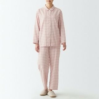 ムジルシリョウヒン(MUJI (無印良品))の●新品● 無印良品 脇に縫い目のない二重ガーゼパジャマ／Ｌ～XL／ピンクチェック(パジャマ)