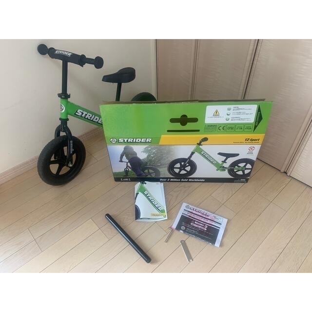 ストライダー（スポーツ） キッズ/ベビー/マタニティの外出/移動用品(自転車)の商品写真