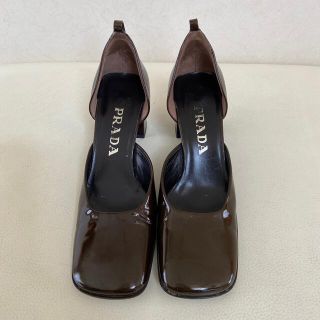 プラダ(PRADA)のプラダ　エナメルパンプス36(ハイヒール/パンプス)