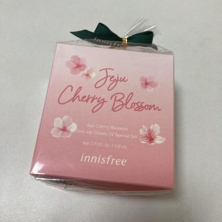 イニスフリー(Innisfree)のイニスフリー　チェリーブロッサムトーンアップクリームUVスペシャルセット(化粧下地)