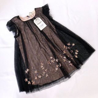 ザラキッズ(ZARA KIDS)のZARA チュール フリル ワンピース★刺繍 花 黒 ピンク★110(ワンピース)