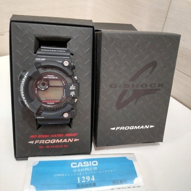 G-SHOCK(ジーショック)のG-SHOCK　DE-8200Z-1T　ジーショック　腕時計　G117 メンズの時計(腕時計(デジタル))の商品写真