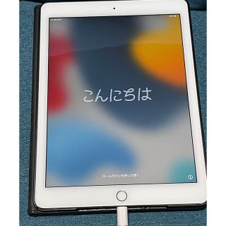 アイパッド(iPad)の【Apple正規品】iPad Air2  ゴールド 16G ケース付き⭐︎(その他)