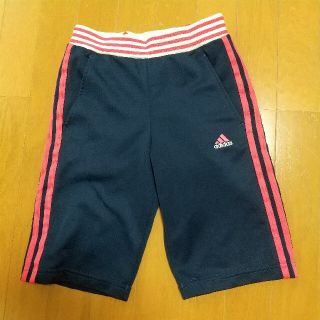 アディダス(adidas)のadidasのハーフパンツ140cm(パンツ/スパッツ)