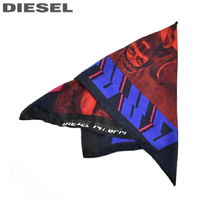 DIESEL(ディーゼル)のDIESEL  シルクスカーフ レディースのファッション小物(バンダナ/スカーフ)の商品写真