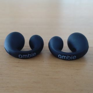 ambie AW-TW01 ワイヤレスイヤホン ブラック ジャンク(ヘッドフォン/イヤフォン)