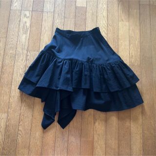 コムデギャルソン(COMME des GARCONS)のtricot com des garçons ティアードスカート(ひざ丈スカート)