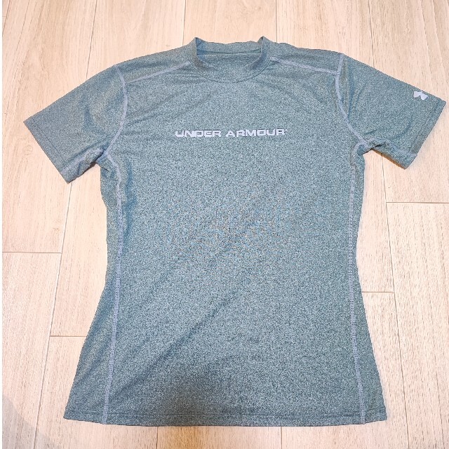 UNDER ARMOUR(アンダーアーマー)のUNDER ARMOR Tシャツ メンズのトップス(Tシャツ/カットソー(半袖/袖なし))の商品写真