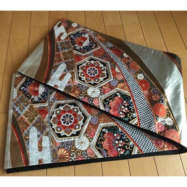 大幅値下げ❣️振袖・帯・長襦袢・ショール 4点セット 大幅値下げ❣️振袖・帯・長襦袢・ショール 4点セット
