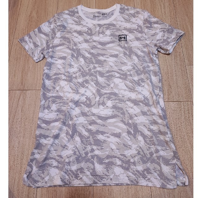 UNDER ARMOUR(アンダーアーマー)のUNDER ARMOR Tシャツ メンズのトップス(Tシャツ/カットソー(半袖/袖なし))の商品写真