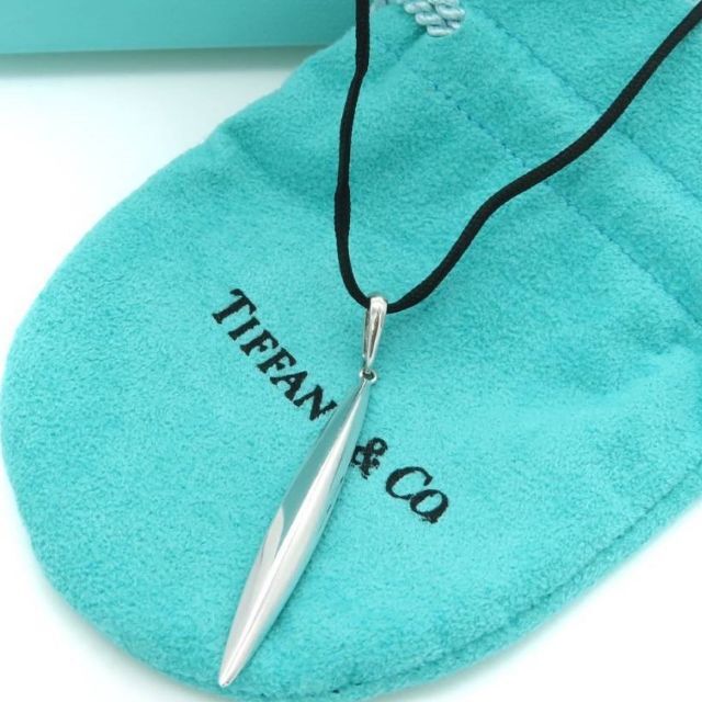 Tiffany & Co.(ティファニー)の極希少 ティファニー ホワイト ゴールド フェザー ネックレス AA106 レディースのアクセサリー(ネックレス)の商品写真