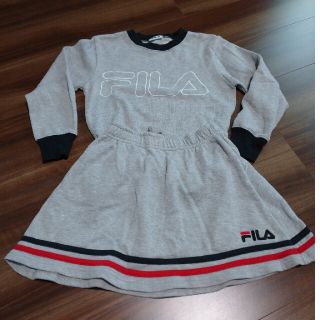 フィラ(FILA)のFILA セットアップ グレー スエット(ワンピース)