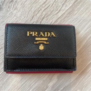 プラダ(PRADA)のPRADAサフィアーノ財布ブラックピンク(財布)