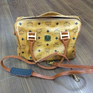 エムシーエム(MCM)のMCM バッグ(ハンドバッグ)