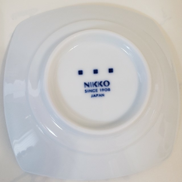 NIKKO(ニッコー)のNIKKO 江戸小紋シリーズ　猪口＆角小皿セット　3種 インテリア/住まい/日用品のキッチン/食器(食器)の商品写真
