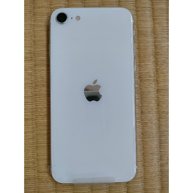 iPhone SE 第2世代 64MB SIMフリー ホワイトスマートフォン本体