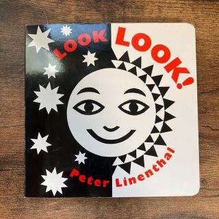 LOOK,LOOK!   絵本(洋書)