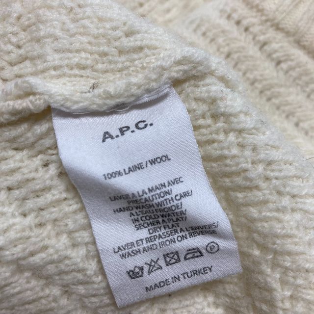 A.P.C. プルオーバーウールニット