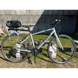 ジャイアント(Giant)のtrek FX 4 sport クロスバイク　ロードバイク　tiagra 10速(自転車本体)