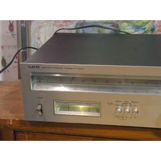 ★Lo-D製　FT-340,ＦＭステレオ、ＡＭチューナーです。日立