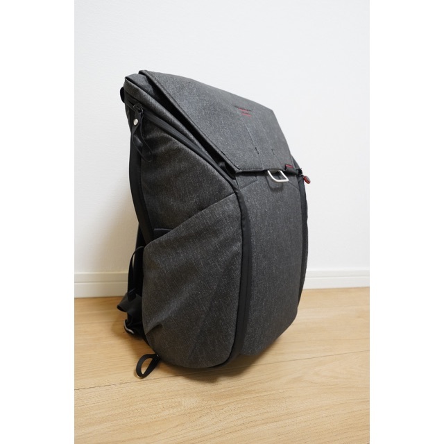 【美品】ピークデザイン Everyday Backpack 20L チャコール スマホ/家電/カメラのカメラ(ケース/バッグ)の商品写真