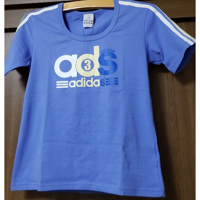 adidas(アディダス)の未使用タグ付き☆adidas　Tシャツ レディースのトップス(Tシャツ(半袖/袖なし))の商品写真