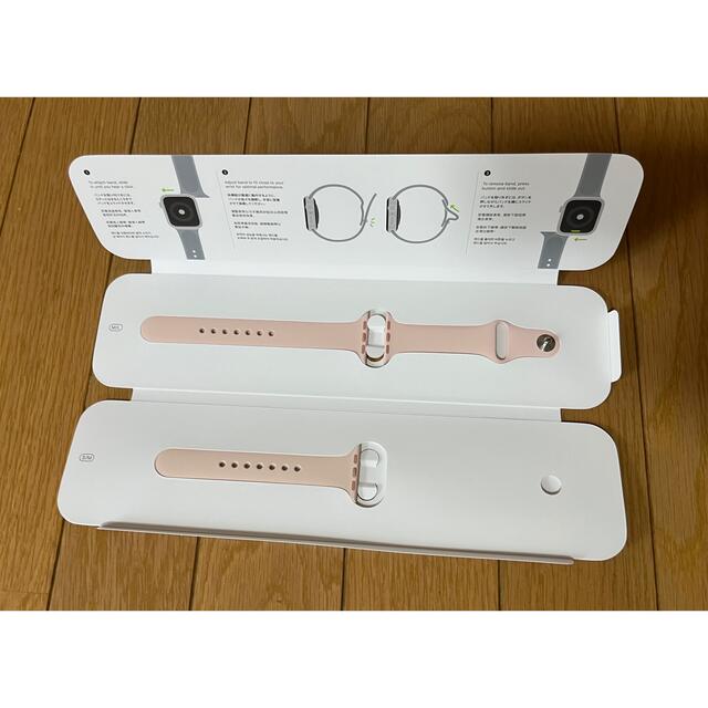 Apple Watch(アップルウォッチ)のApple Watch ５ GPS ４０mm ピンク　美品 メンズの時計(腕時計(デジタル))の商品写真